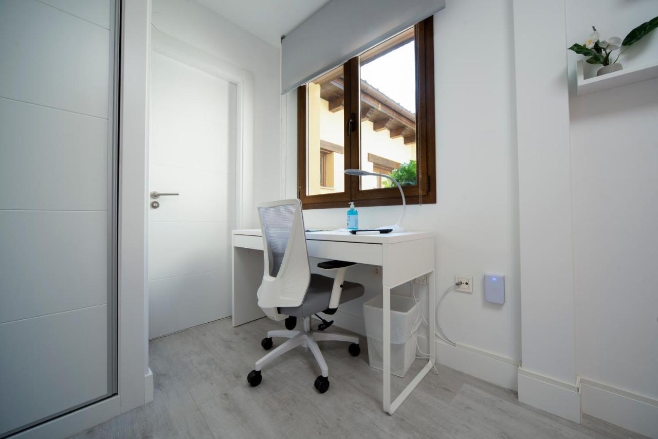 Vizcainos Home Away Segovia Exterior foto